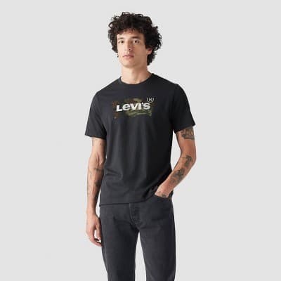 Levi's® Men's Phantom Batwing Standard Fit Short Sleeve Logo Crewneck T-Shirt - Black M