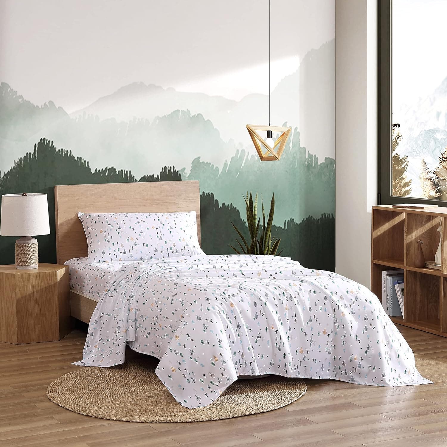 Eddie Bauer Kids - Twin Sheet Set, Ultra-Soft Microfiber Bedding with Fully Elastic Fitted Sheet, Kids Bed Set with Pillowcase, Easy Care Bedding (Dreamland)