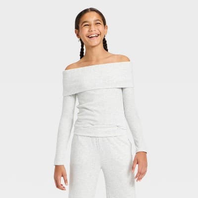 Girls' Off the Shoulder Long Sleeve Knit Top - art class™ Heather Gray S