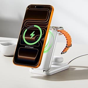 Charge Your Apple Devices Wirelessly with this 3-in-1 Station