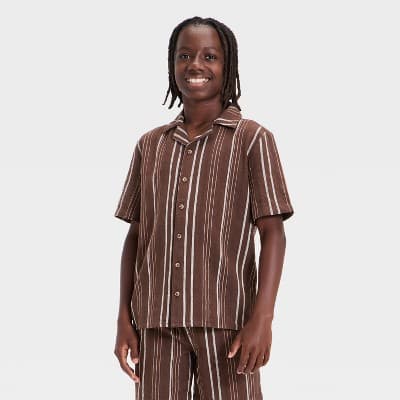 Boys' Short Sleeve Striped Woven Button-Up Shirt - art class™ Brown L