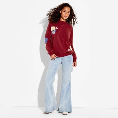 Women's Crewneck Bandana Patch Graphic Pullover Sweatshirt - Burgundy XXS