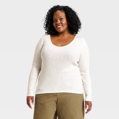 Women's Long Sleeve Ribbed V-Neck T-Shirt - Universal Thread™ Cream 1X