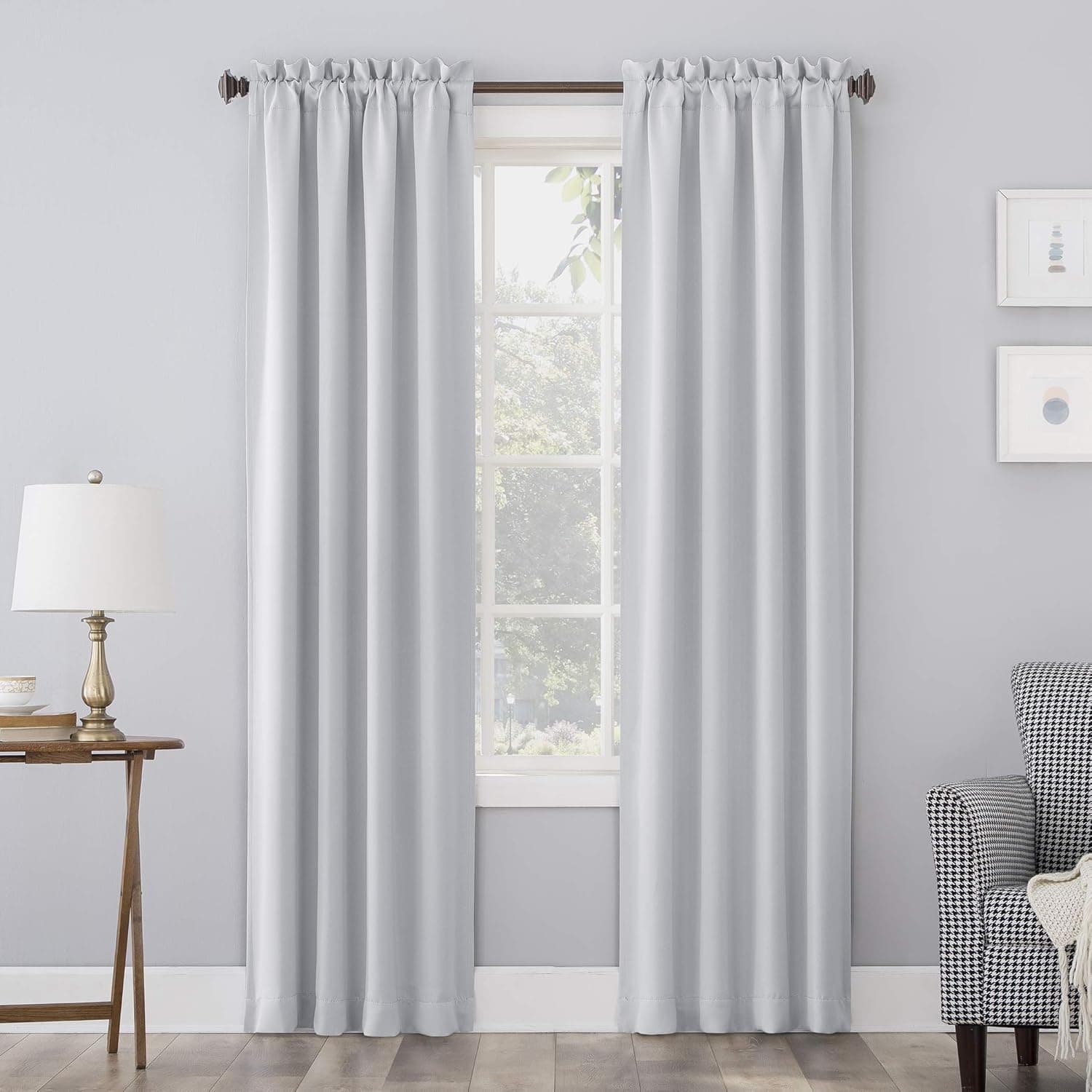 Enjoy Effortless Blackout with Sun Zero Easton Curtains