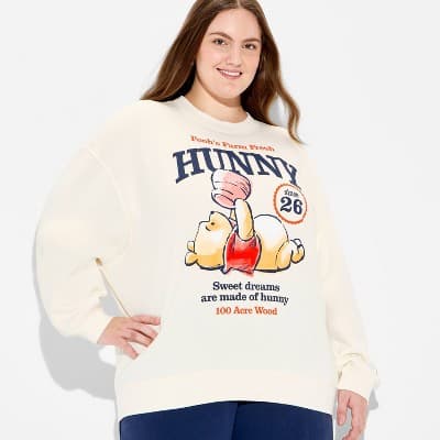 Women's Crewneck Winnie The Pooh Hunny Graphic Pullover Sweatshirt - Cream 1X