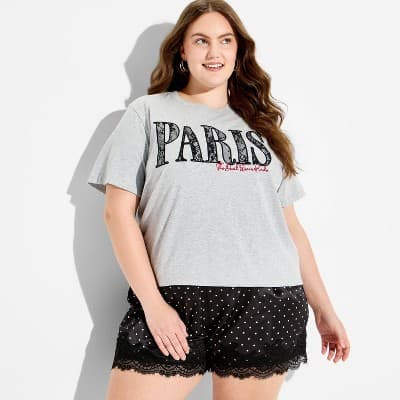 Women's The Devil Wears Prada Lace Graphic Pull-On Shorts - Black Polka Dots 1X