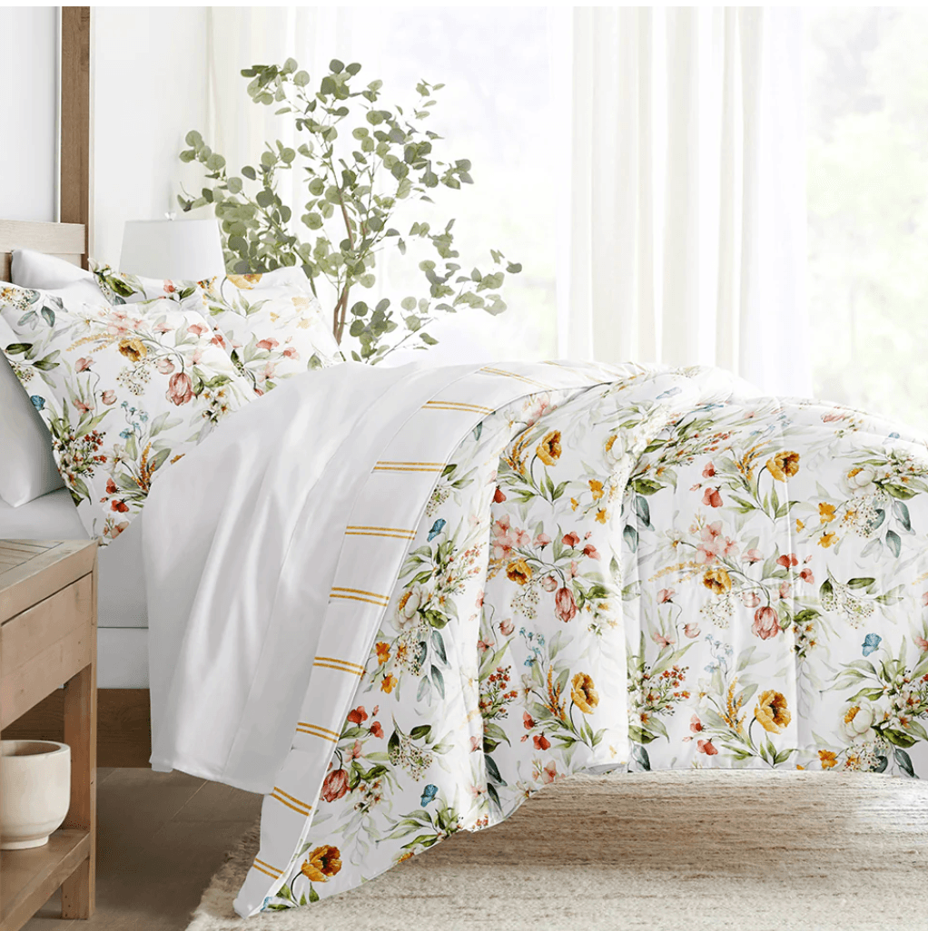 72% Off Bedding + Free Shipping at Linens & Hutch