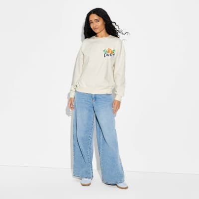 Women's Cin Cin Graphic Pullover Sweatshirt - White S