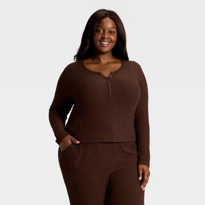 Women's Cozy Ribbed Long Sleeve Henley Pullover - Auden™ Brown 3X