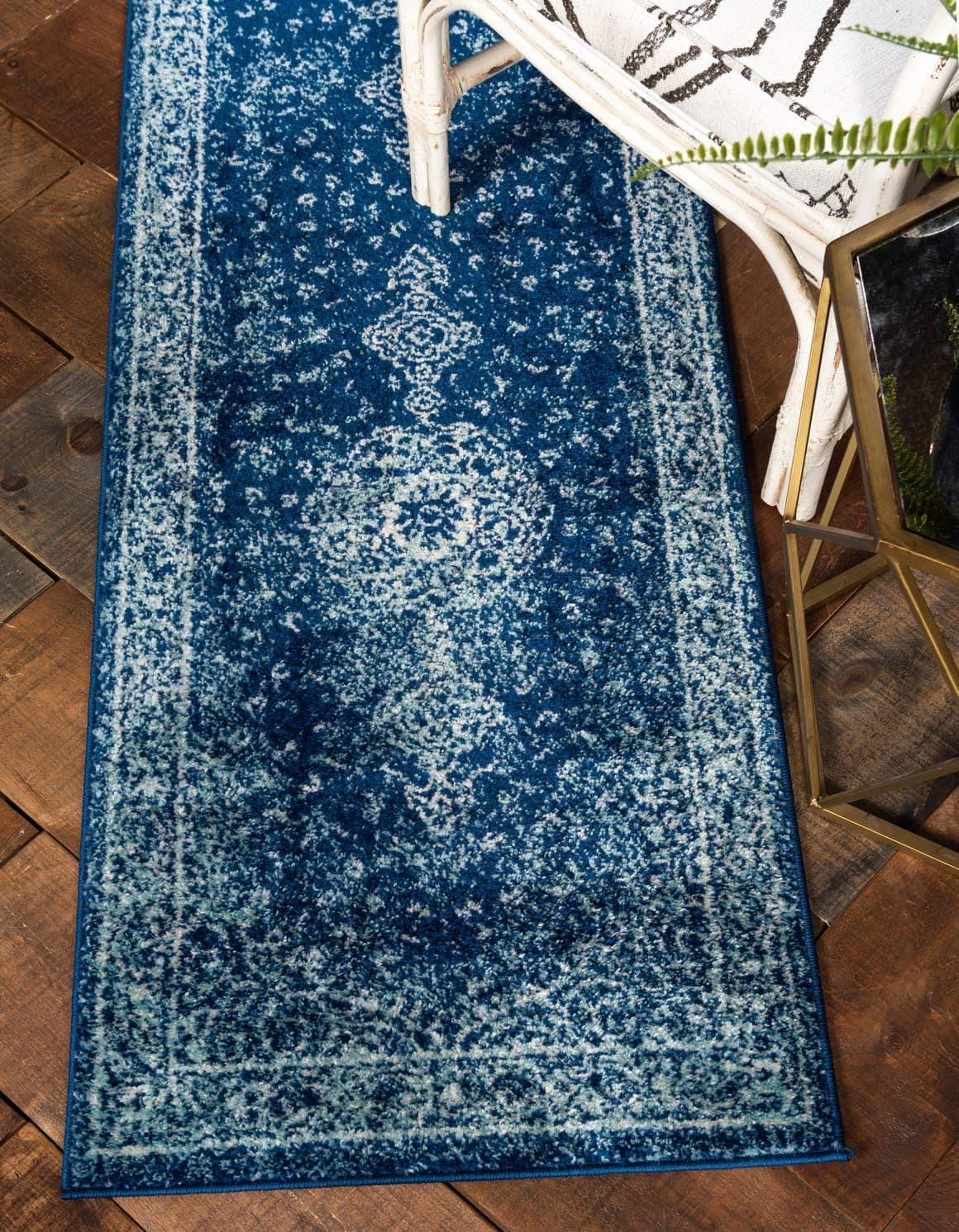 Stylish Navy Blue & Ivory Area Rug - 2'x7' Runner