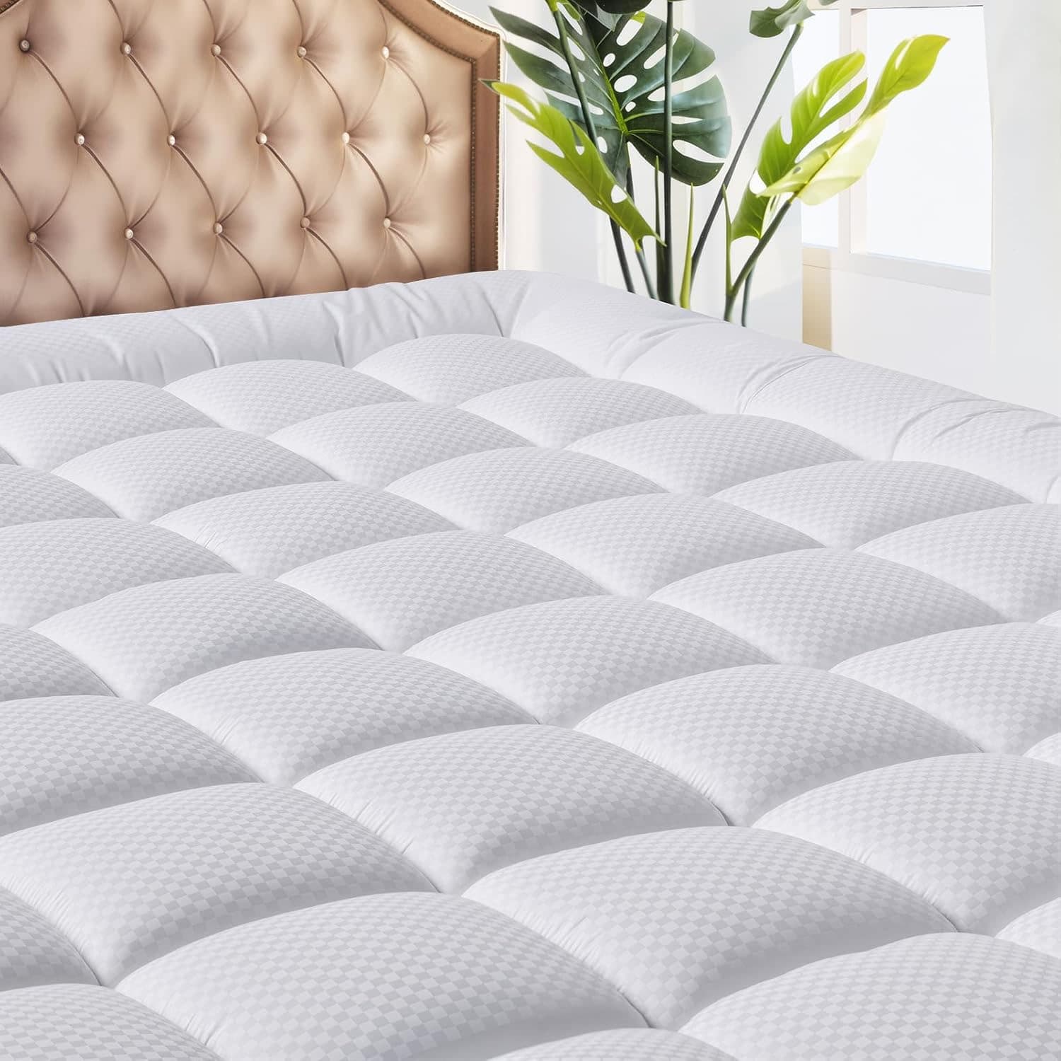 Enjoy Cooler Nights with Poseshe Mattress Topper at 34% Off