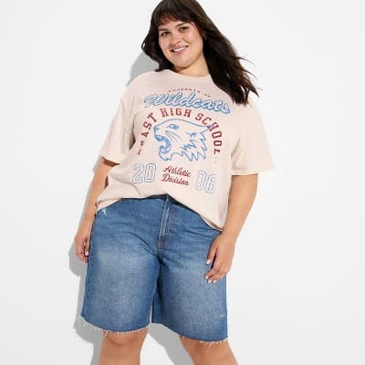 Women's Wild Cats OS Short Sleeve Graphic T-Shirt - Ivory 3X