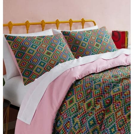 Smarts & Crafts 2-Piece Wonderland Knit Multicolor Microfiber Reversible Comforter Set, Twin/Twin XL