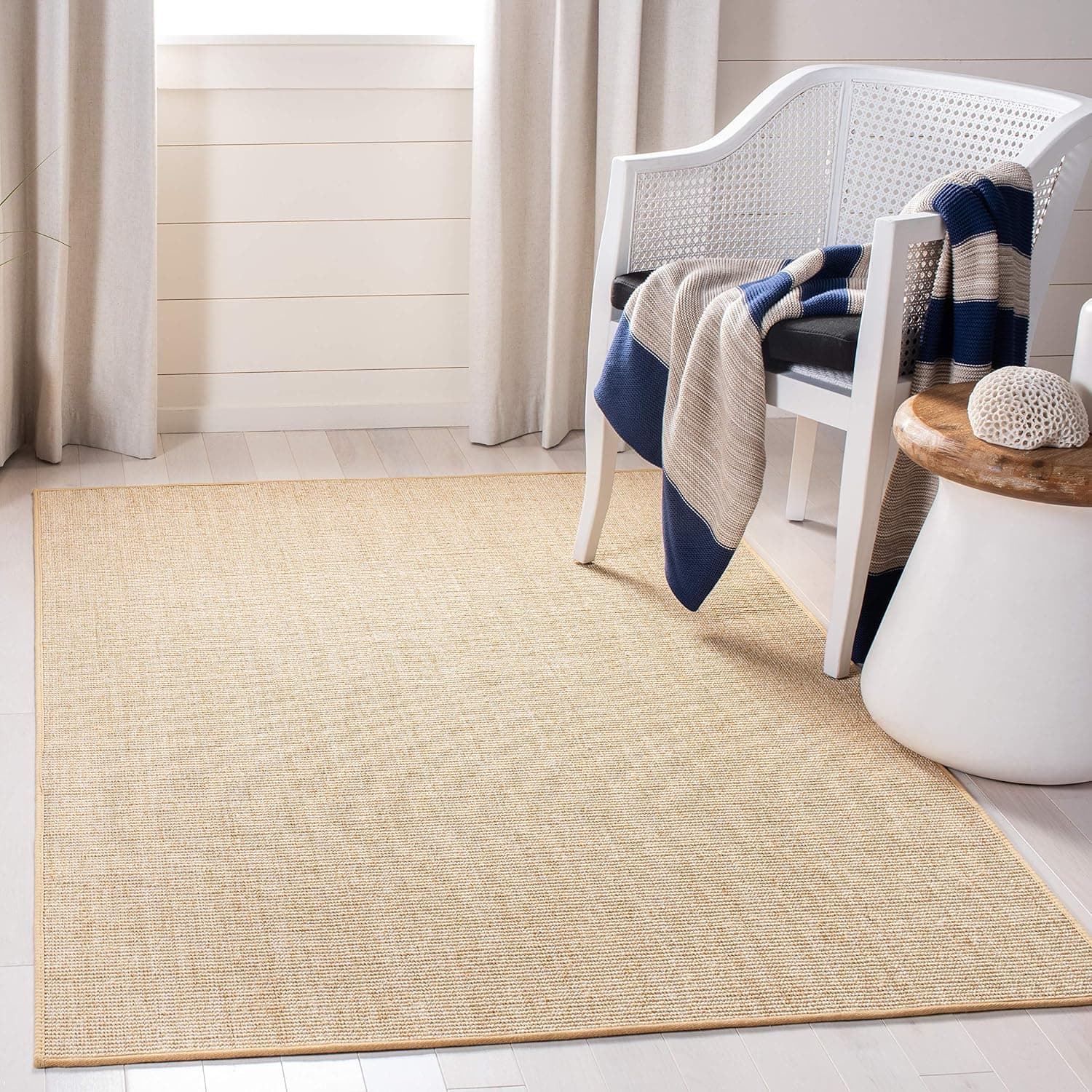 Martha Stewart x SAFAVIEH Area Rug Collection - 6' x 9', Beige & Ivory, Sisal & Jute, Farmhouse Style, Ideal for Living Room, Bedroom, Office, Dining Space (MSR9501C)