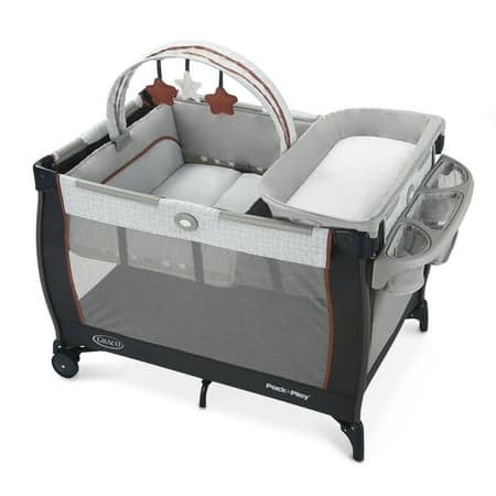 Graco Pack 'n Play Dreamer Playard with Lift-Out Bassinet, Changer & Travel Bag