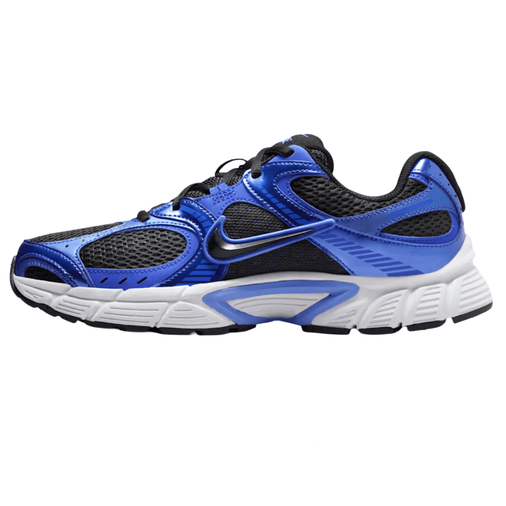 Nike Women's V5 RNR Shoes - Comfortable and Stylish Footwear at 39% Off