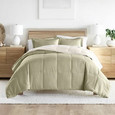 Noble Linens 2-Piece Sage & Ivory Reversible Down Alternative Comforter Set, Twin/Twin XL