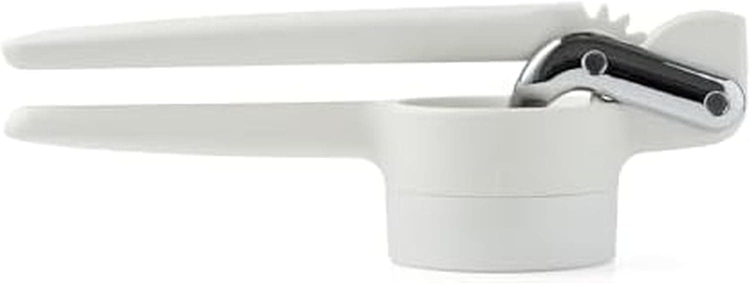 Get Razor-Sharp Slicing with Chef'n Onion Chopper