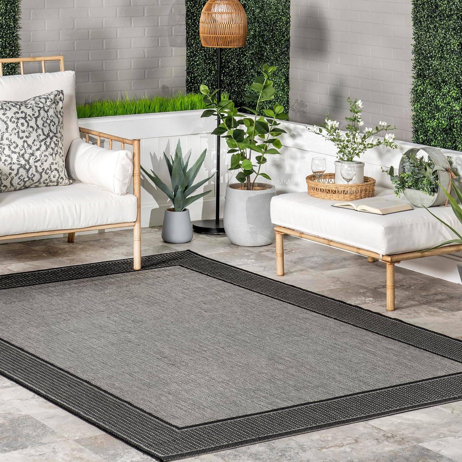 Durable Outdoor Area Rug - Nuloom Gris Grey/Black