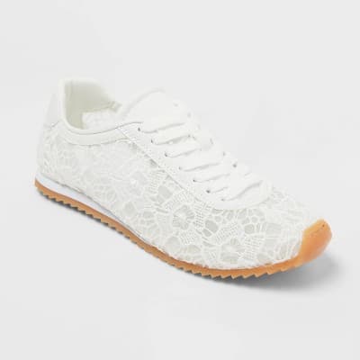 Women's JoJo Sneaker - Universal Thread™ White 6.5
