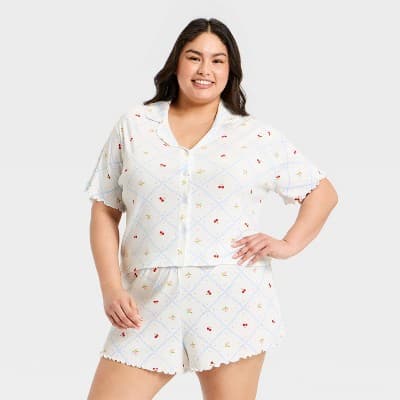 Women's Notch Collar Shirt and Shorts Pajama Set - Wild Fable™ White 1X