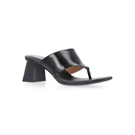 Time and Tru Women's Heeled Thong Sandals