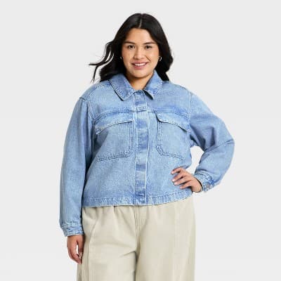 Women's Cropped Painter Denim Jacket - Universal Thread™ Medium Wash XL