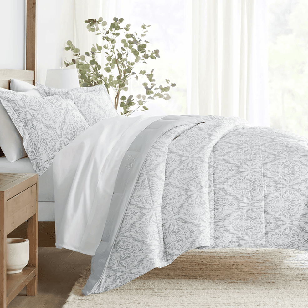 Linens & Hutch Bedding - 72% Off with Free Shipping