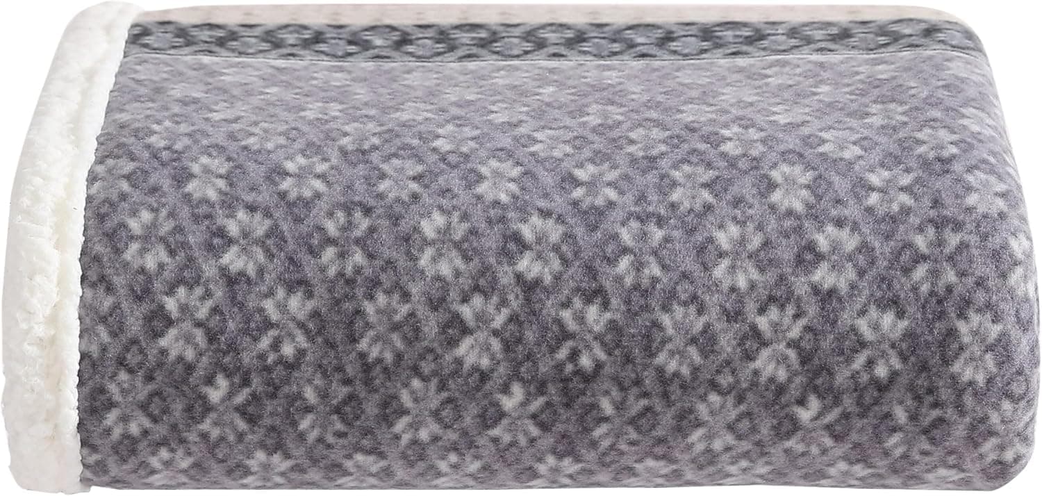 Cozy Up in a Plush Eddie Bauer Throw Blanket