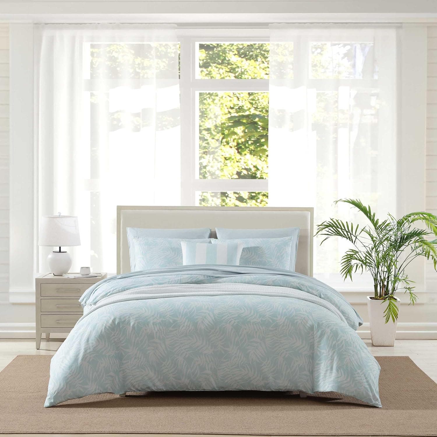 Breathable Bedding Set with Matching Shams - Tommy Bahama's Art of Palms Blue