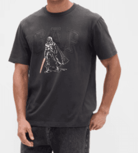 Cozy and Stylish Star Wars Graphic T-Shirt from Gap Factory