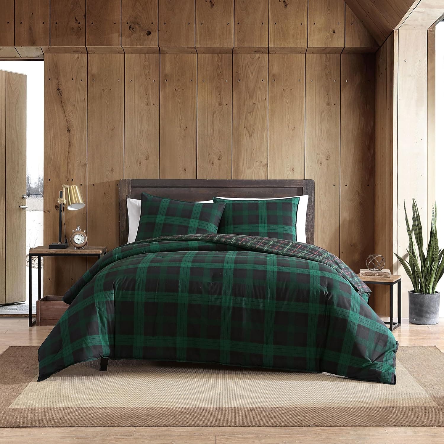 Eddie Bauer - King Comforter Set, Cotton Reversible Bedding with Matching Shams, Stylish Plaid Home Decor (Woodland Tartan Green, King)
