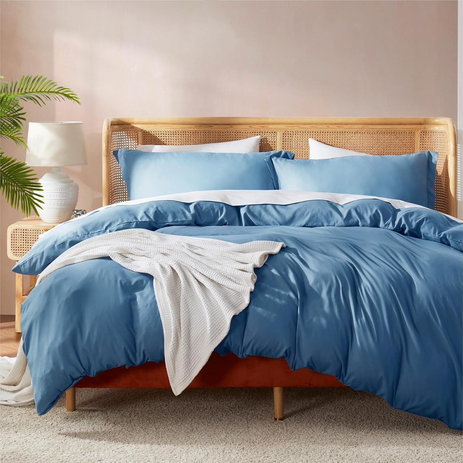 Cozy Comfort: Nestl Double Brushed Blue Heaven Duvet Set