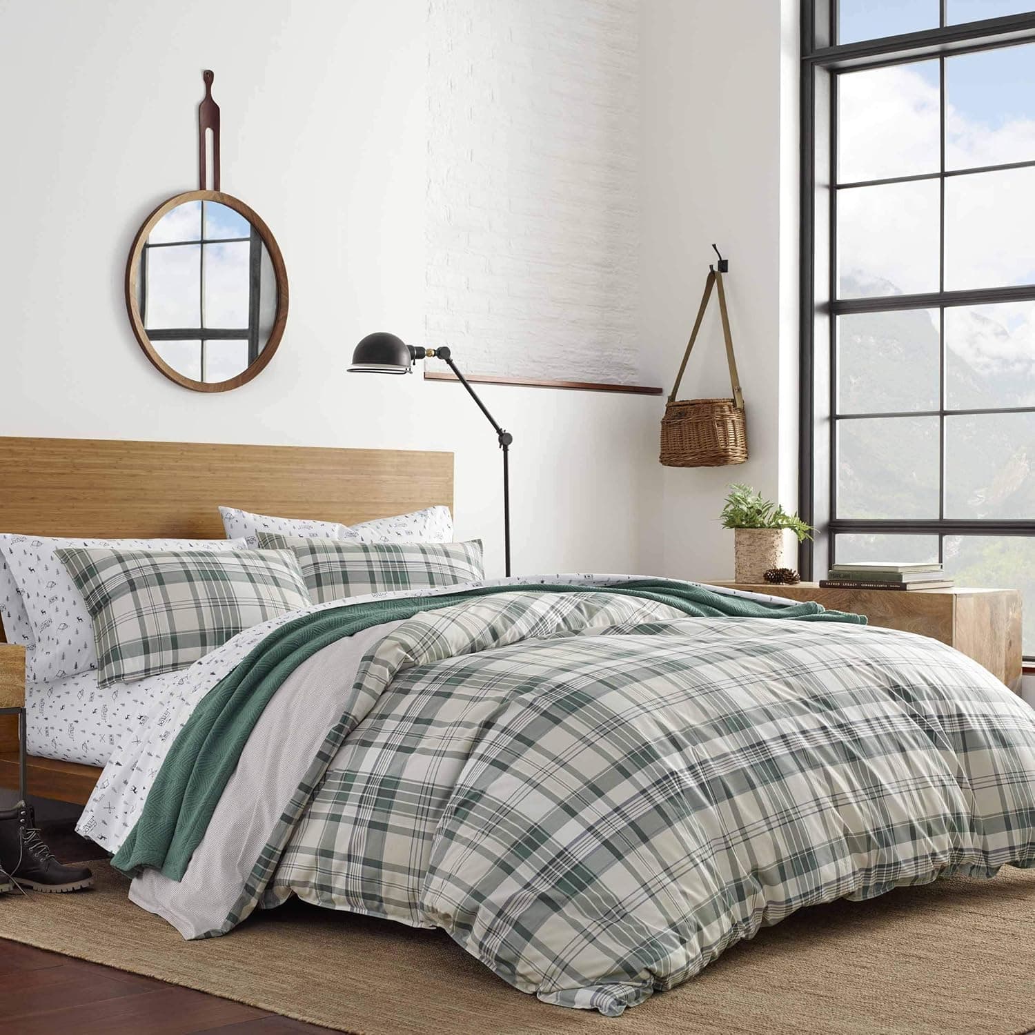 Cozy Reversible Bedding: Eddie Bauer Plaid Duvet Set