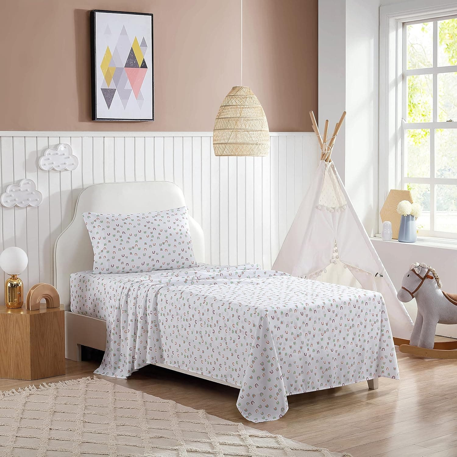 Eddie Bauer Kids - Full Sheet Set, Ultra-Soft Microfiber Bedding with Fully Elastic Fitted Sheet, Kids Bed Set with Pillowcases, Easy Care Bedding (Sunnyvale Rainbow)
