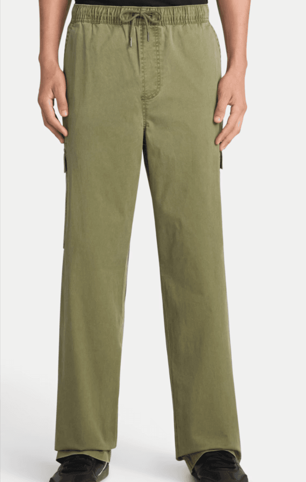 Walmart's No Boundaries Baggy Fit Wide Leg Cargo Pants, 56% Off