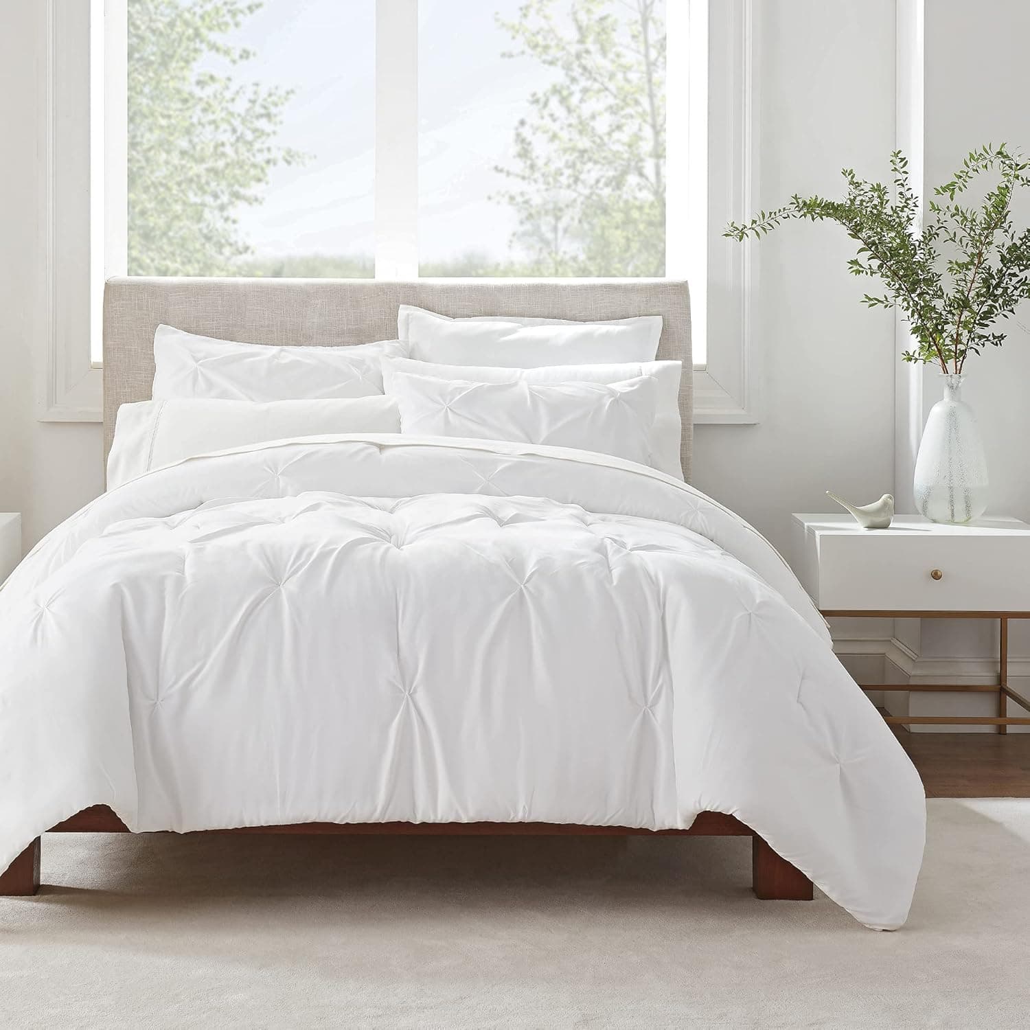 Serta's Plush Bedding Set: Soft, Hypoallergenic Comfort
