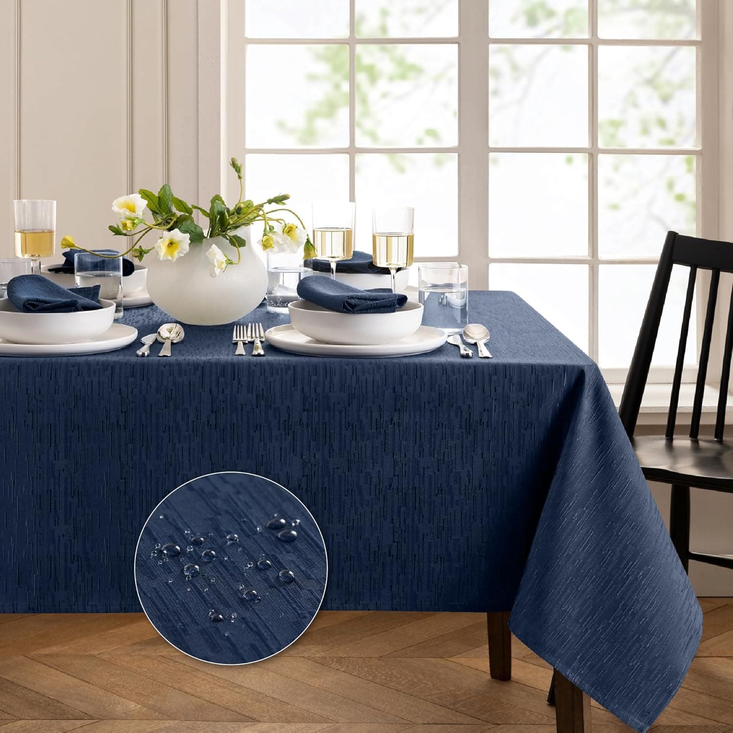 Stylish & Durable Tablecloth: Elrene Home Fashions Continental