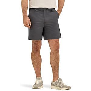 Lee Men's Extreme Motion 7" Flat Front Shorts - Comfortable and Stylish