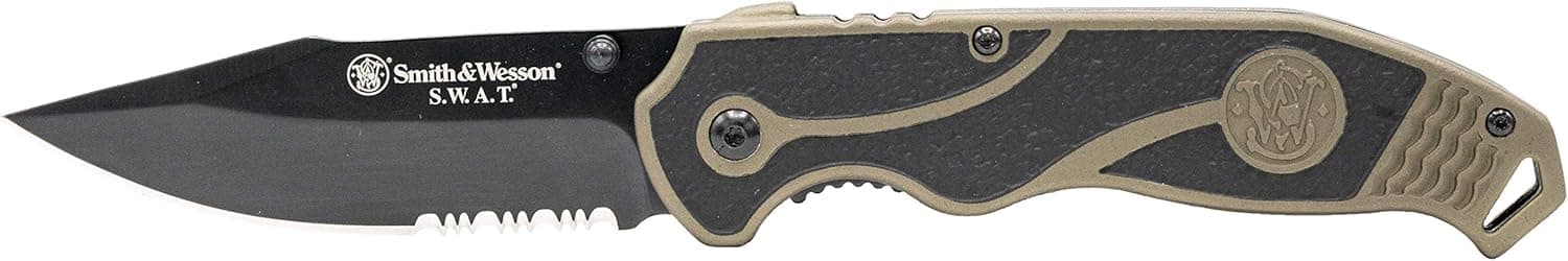 Smith & Wesson Tactical Folding Knife - Serrated Blade & Rubberized Grip