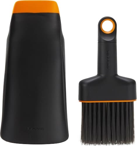 Fiskars Planting Soil Scoop & Brush Set - 31% Off