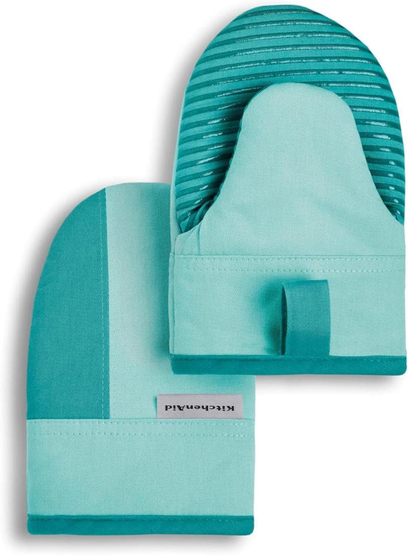 2-Pack KitchenAid Beacon Oven Mitts: Protect Your Hands