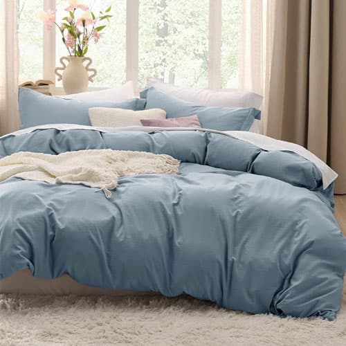 Cozy Comfort: 3pc Bedsure Duvet Cover Set Only $8